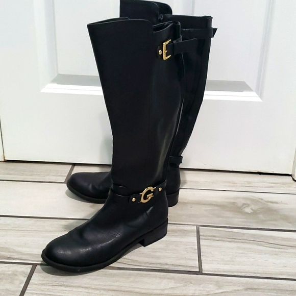 Guess boots. - Picture 1 of 9